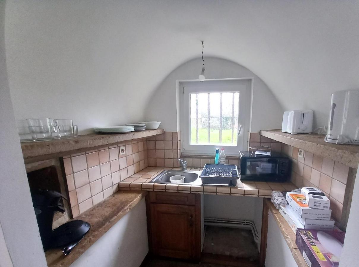 L'Univers, Vous Et Nous Pouilly-sur-Vingeanne Bagian luar foto