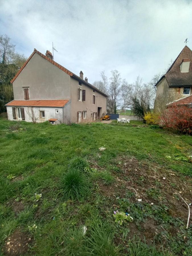 L'Univers, Vous Et Nous Pouilly-sur-Vingeanne Bagian luar foto